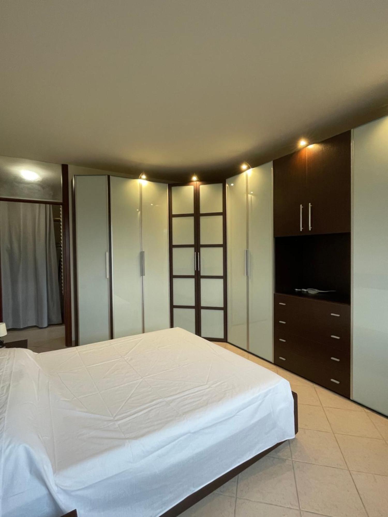 Pm 2 Via De Gasperi Guest House Rozzano Bagian luar foto